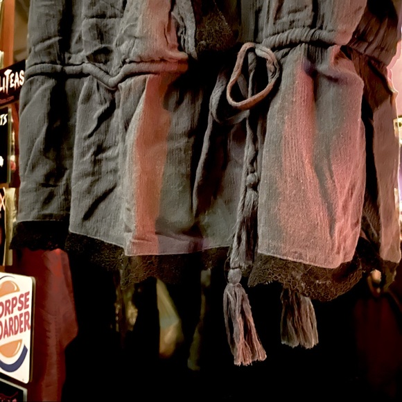 🌼💫🌺 3 Pack of AEO Tanks 🌺💫🌼 - Picture 12 of 16